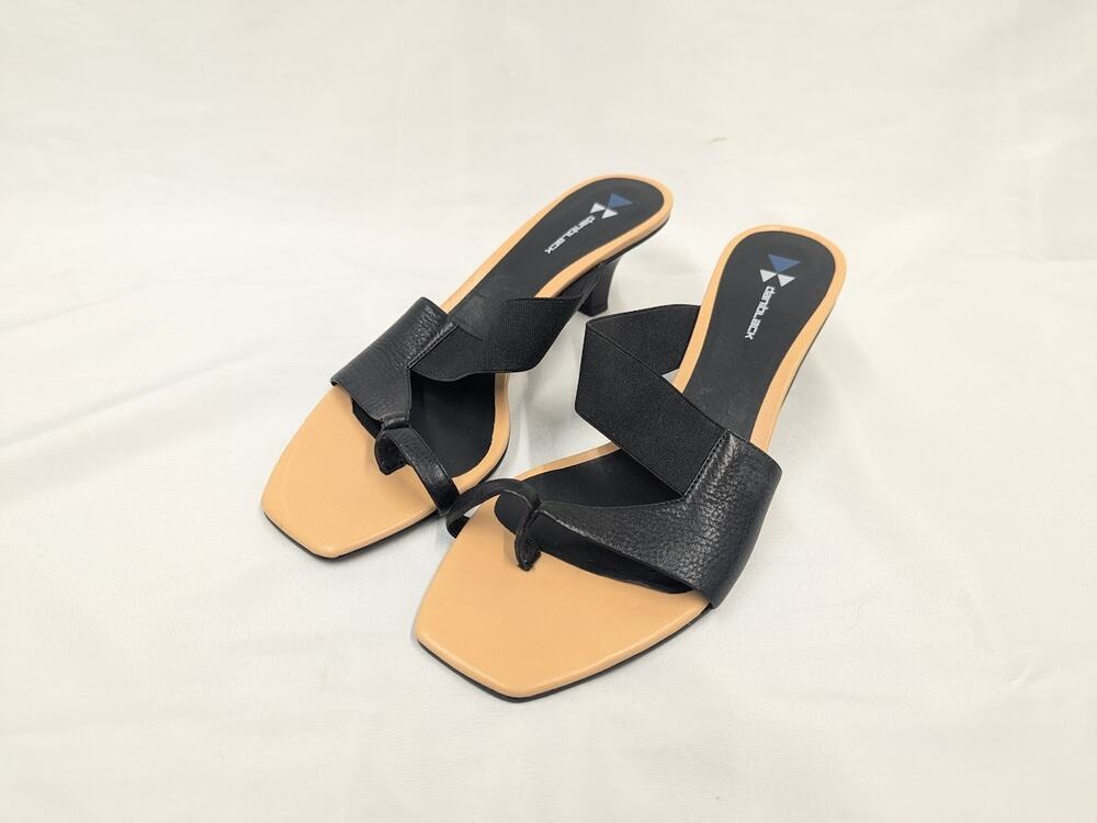 Daniblack Black slip on open toe leather sandals Womens Sz 8